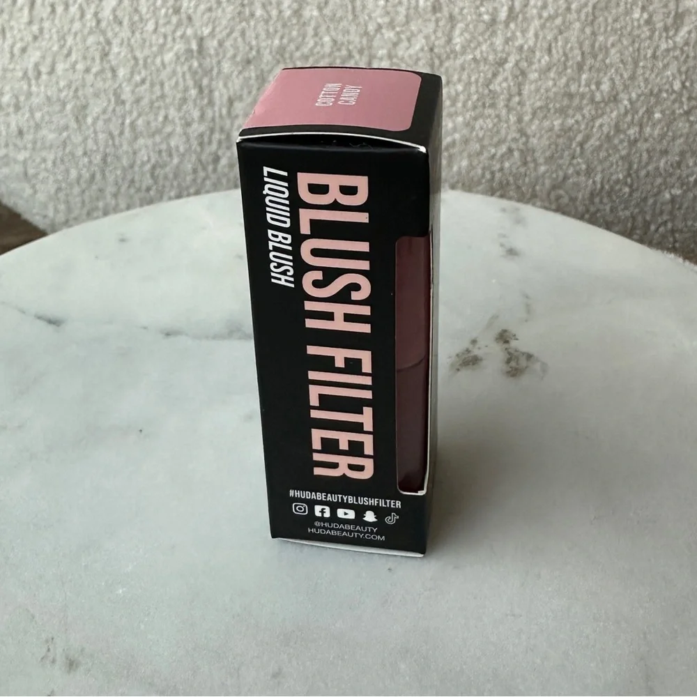 NEW Huda Blush Filter Soft Glow Liquid Blush - Cotton Candy - Baby Pink